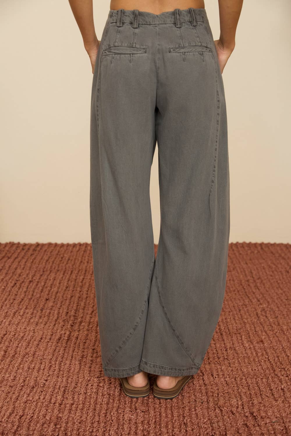Cotton Washed Barrel Chino Pants