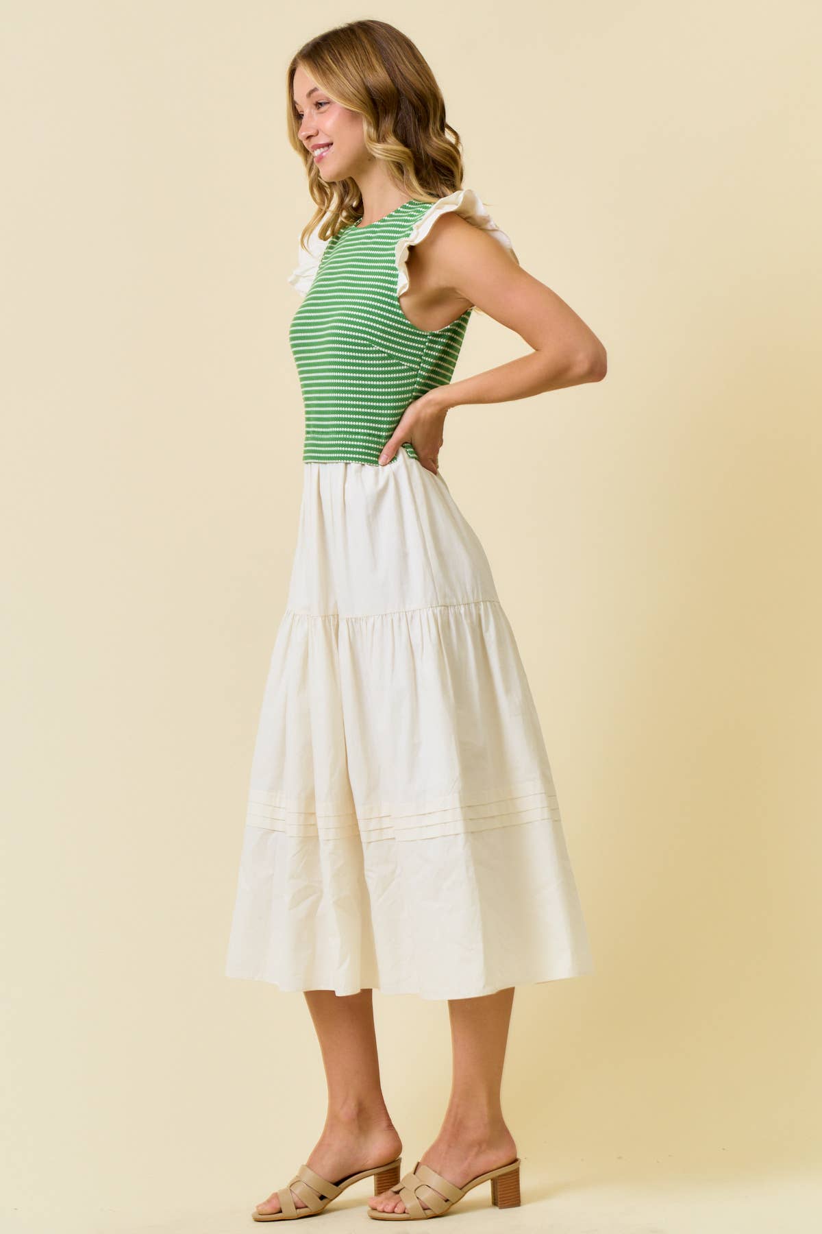 COTTON POPLIN TIERED DRESS WITH RUFFLE SLEEVE - 28194D