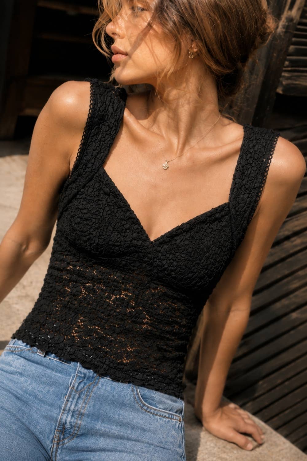 Soft Lace Sleeveless Top