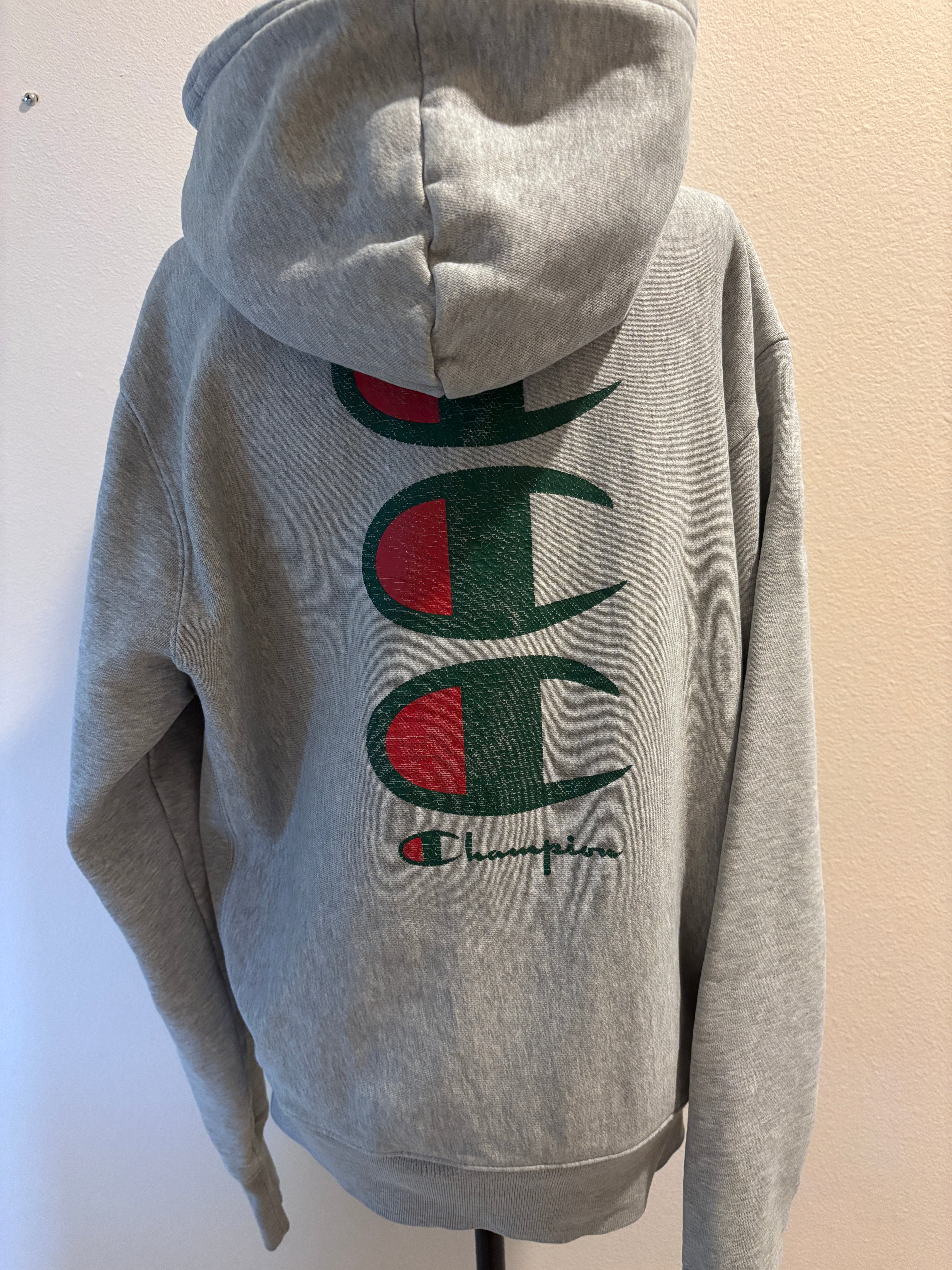 Champion Sweatshirt Size Adult M - Used