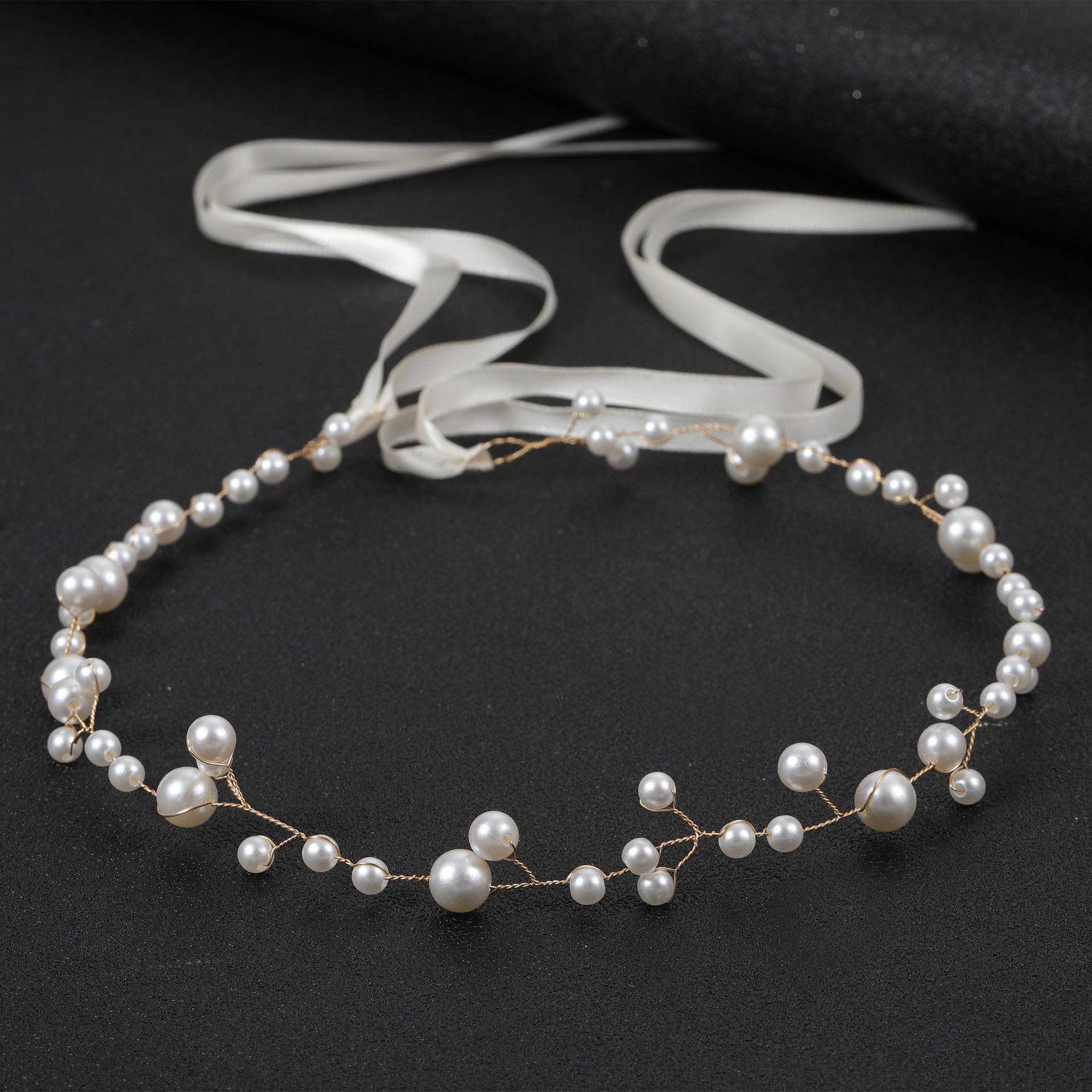 Trendy Pearl Minimalist Bridal Headband Hairpiece